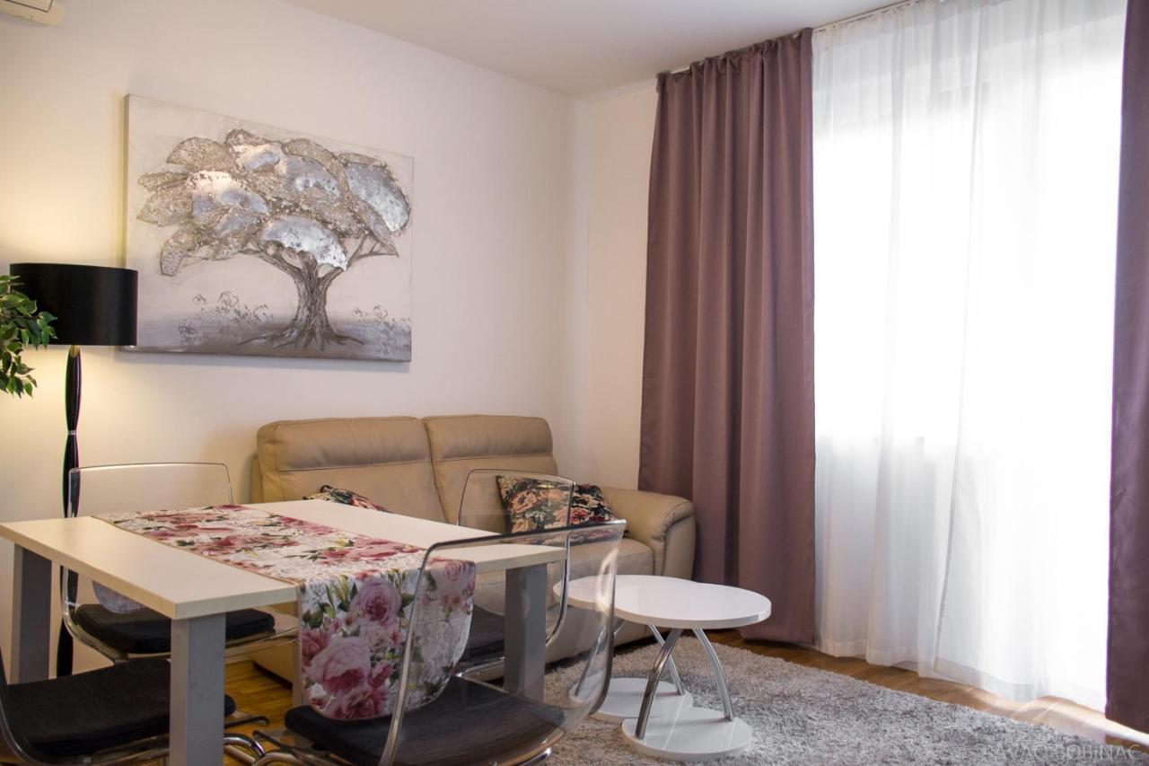 West Residence Luxury Apartment- Parking In Garage Zagreb Dış mekan fotoğraf