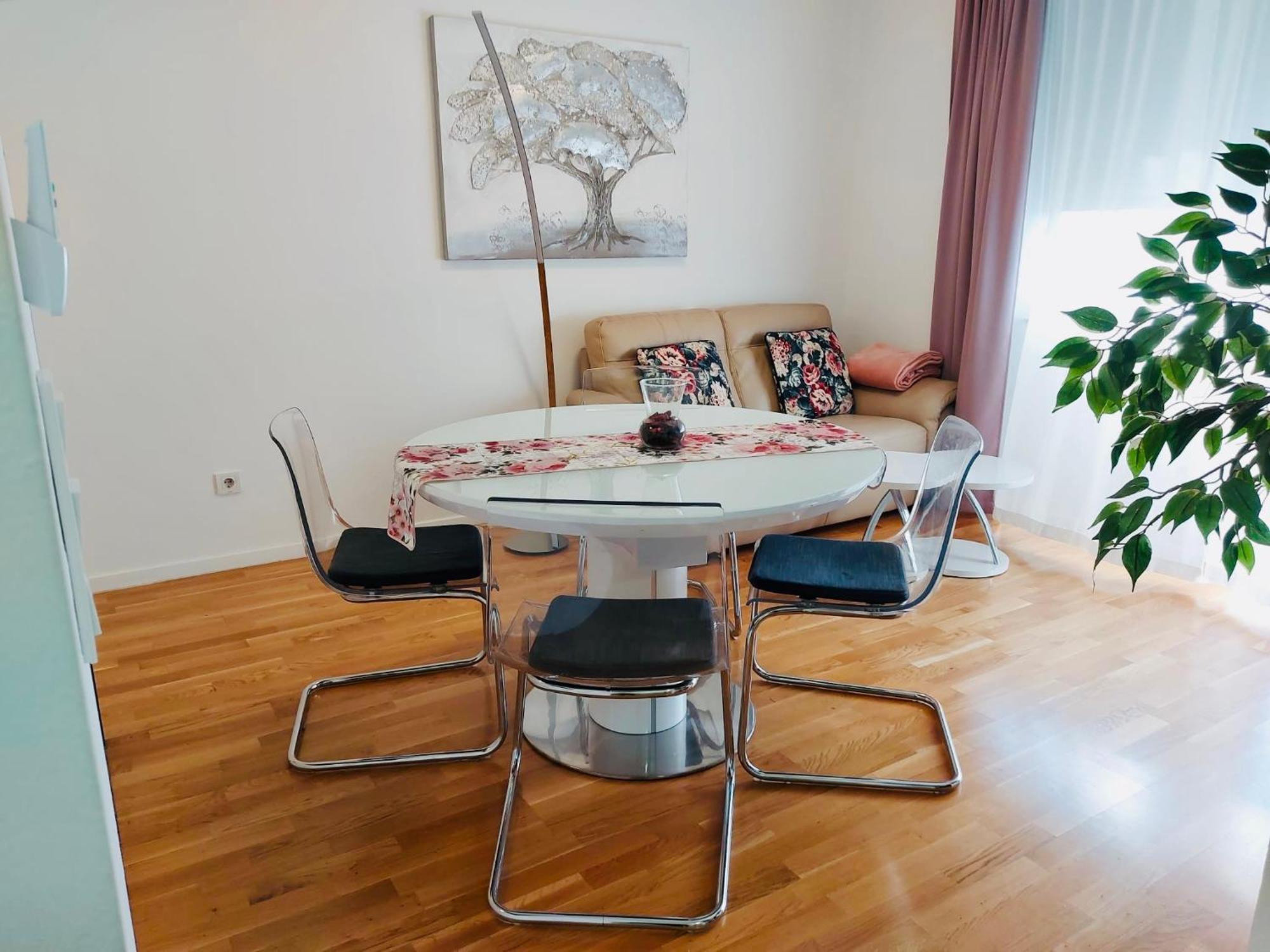 West Residence Luxury Apartment- Parking In Garage Zagreb Dış mekan fotoğraf